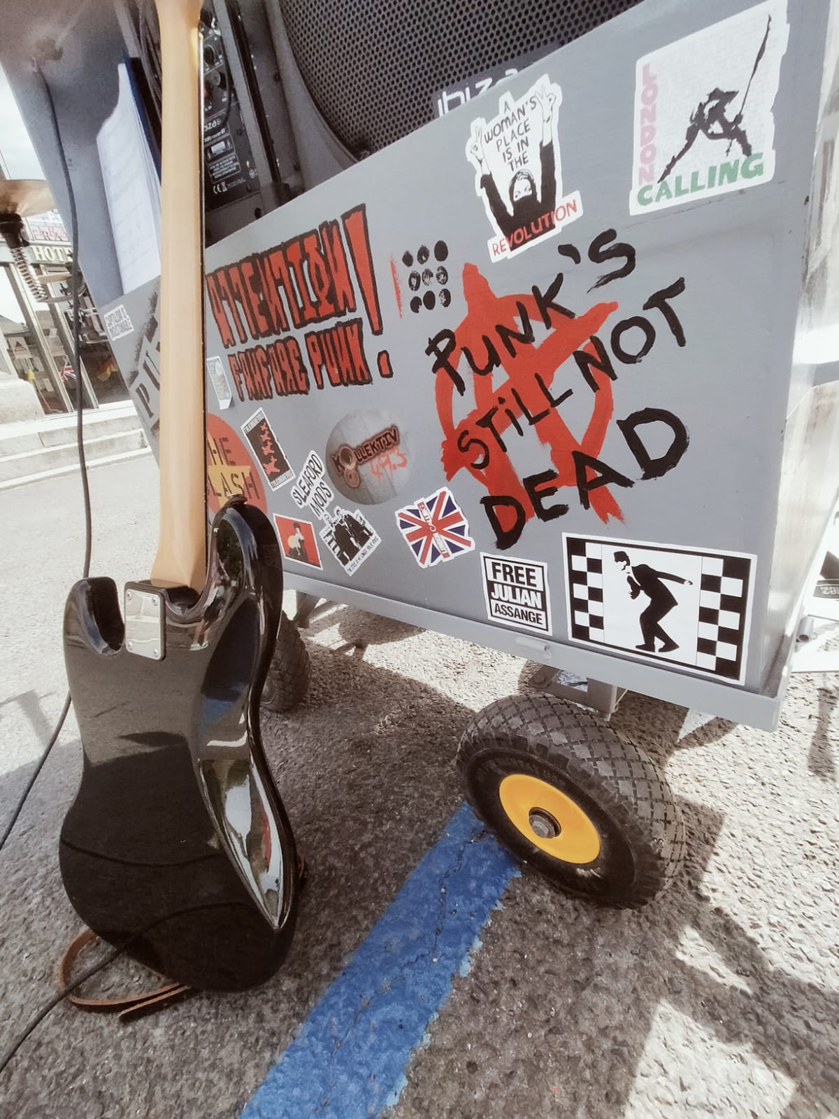 Manifestation du 1er mai &agrave; Avranches