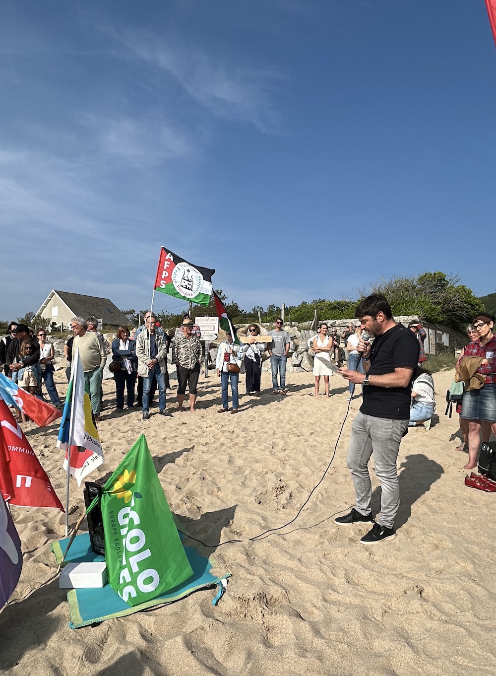 Lecture de la lettre de France Palestine par Erwan Saladin (PCF) suivie d'une minute de silence pour toutes les victimes &agrave; Gaza et en Cisjordanie