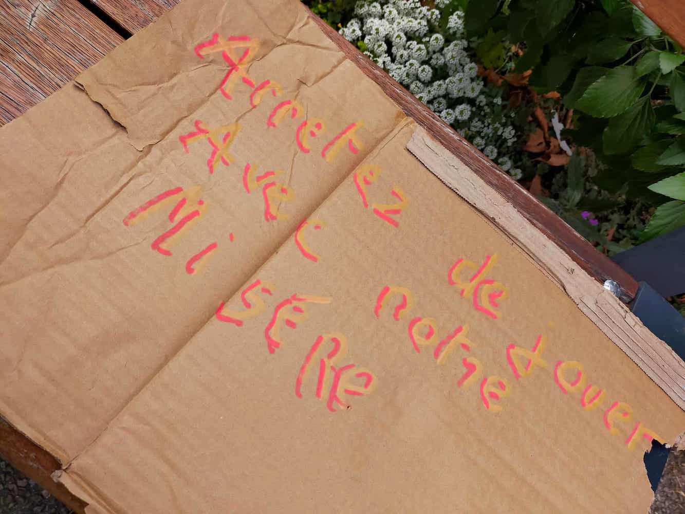 pancarte vue &agrave; Avranches le 18 septembre 2025