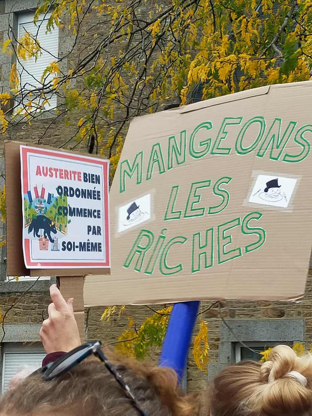 pancarte vue &agrave; Avranches le 18 septembre 2025